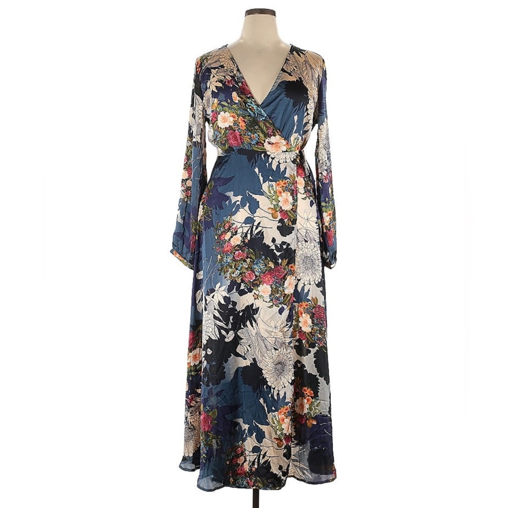 Wrap Floral Maxi Dress - NWT 🏷️